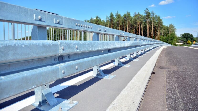 W beam barriers